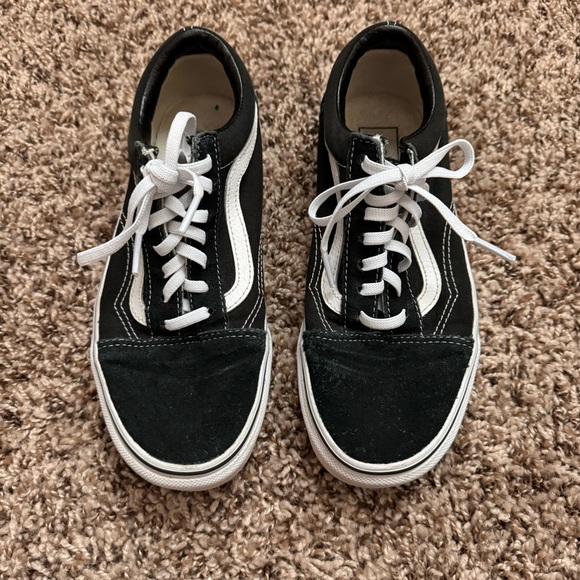 Vans - Picture 3 of 4